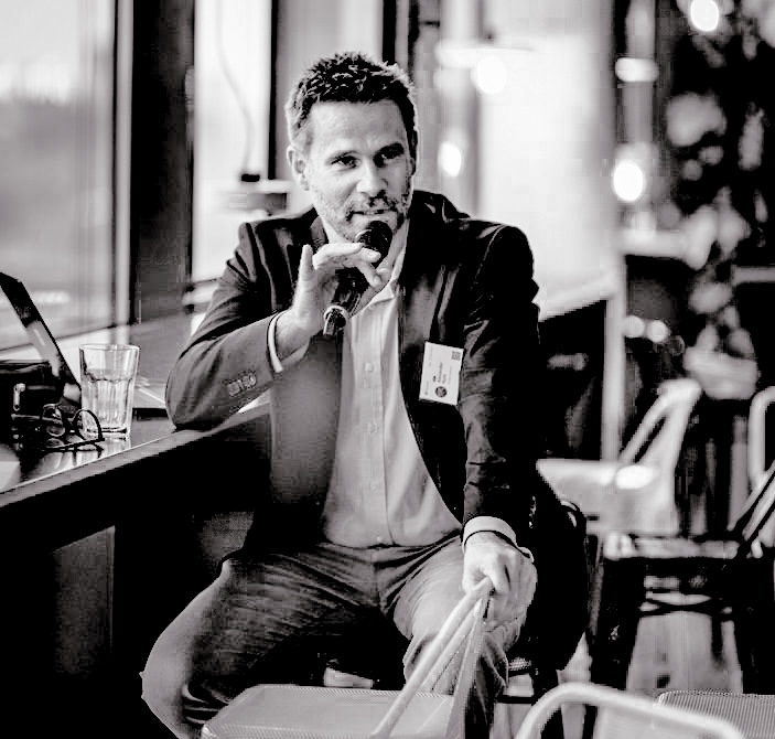 Dr. Alexander Roth – Experte für Data & AI und digitale Transformation